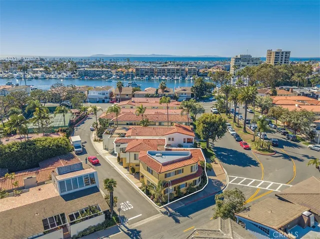206 Via Antibes, Newport Beach, California 92663
