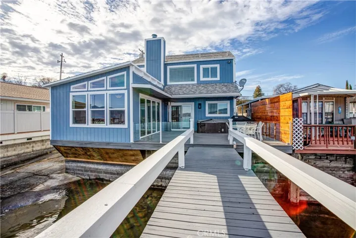 2542 Lakeshore Boulevard, Lakeport, California 95453