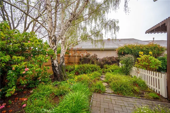 830 Columbine Court, San Luis Obispo, California 93401