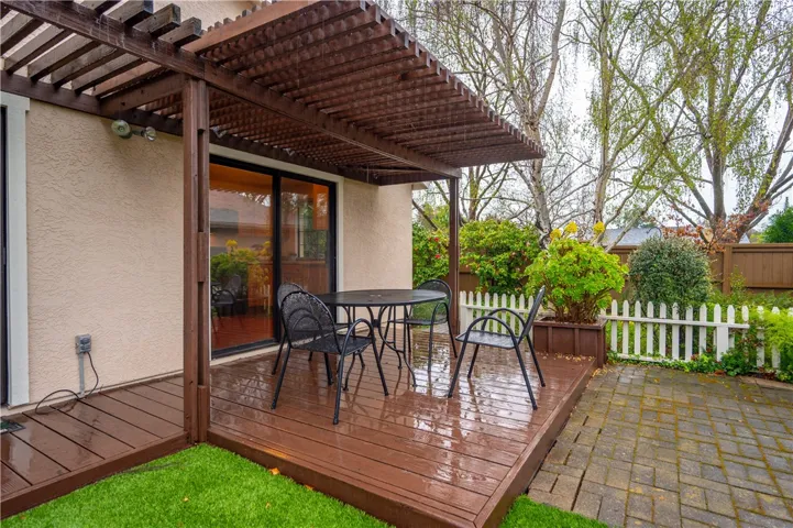 830 Columbine Court, San Luis Obispo, California 93401