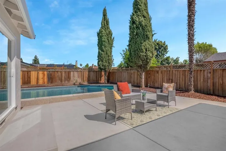 7660 Santa Paula Drive, Gilroy, California 95020