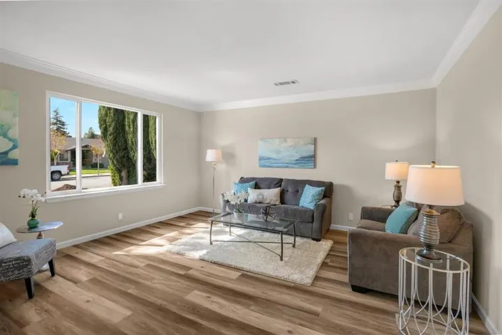 7660 Santa Paula Drive, Gilroy, California 95020