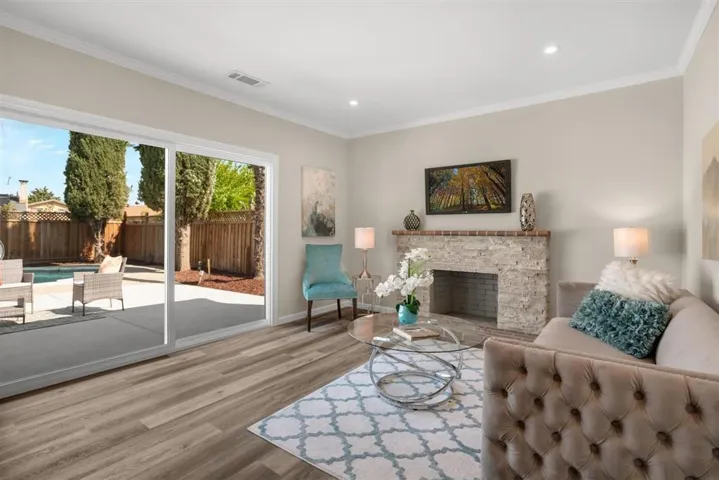 7660 Santa Paula Drive, Gilroy, California 95020