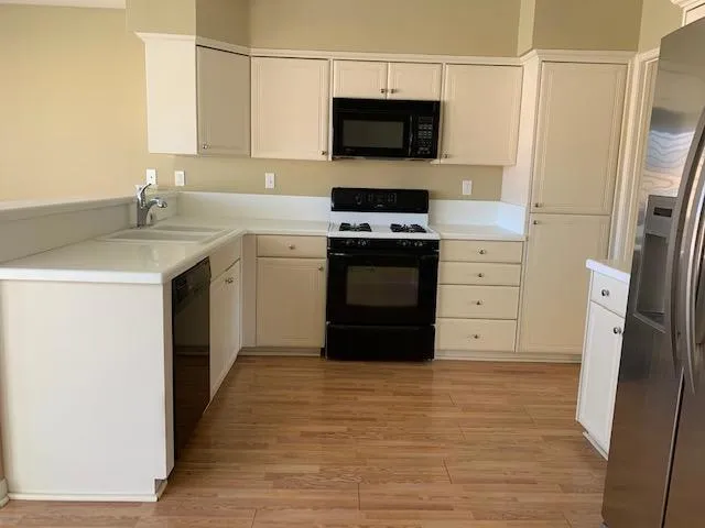 pic- kitchen 3