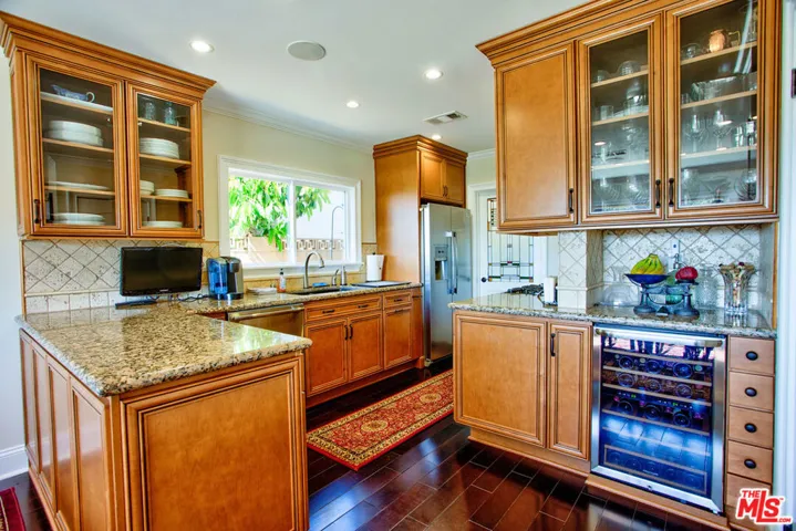 4324 Torreon Drive, Woodland Hills, California 91364