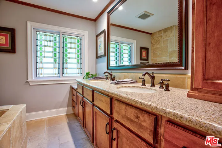 4324 Torreon Drive, Woodland Hills, California 91364