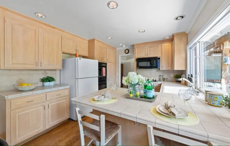1912 Crestmont Drive, San Jose, California 95124