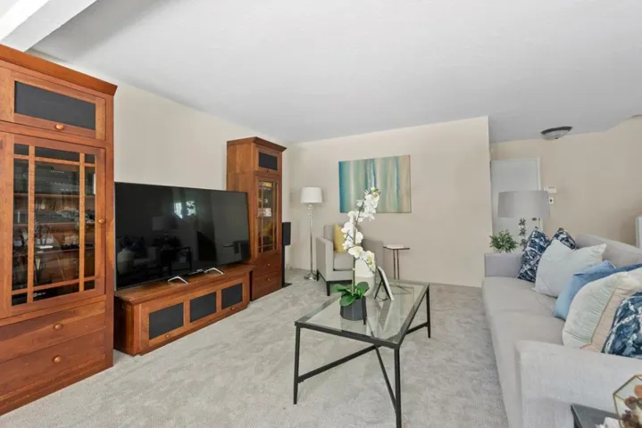 1912 Crestmont Drive, San Jose, California 95124
