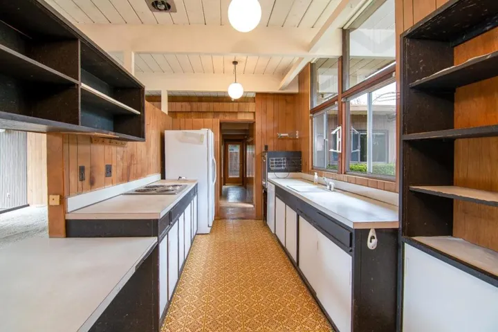4052 Scripps Avenue, Palo Alto, California 94306
