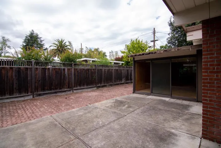 4052 Scripps Avenue, Palo Alto, California 94306