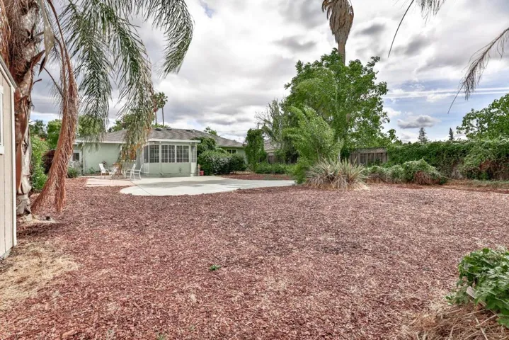 2261 Lindaire Avenue, San Jose, California 95128