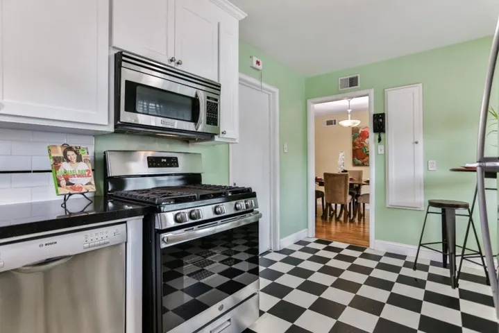 2261 Lindaire Avenue, San Jose, California 95128