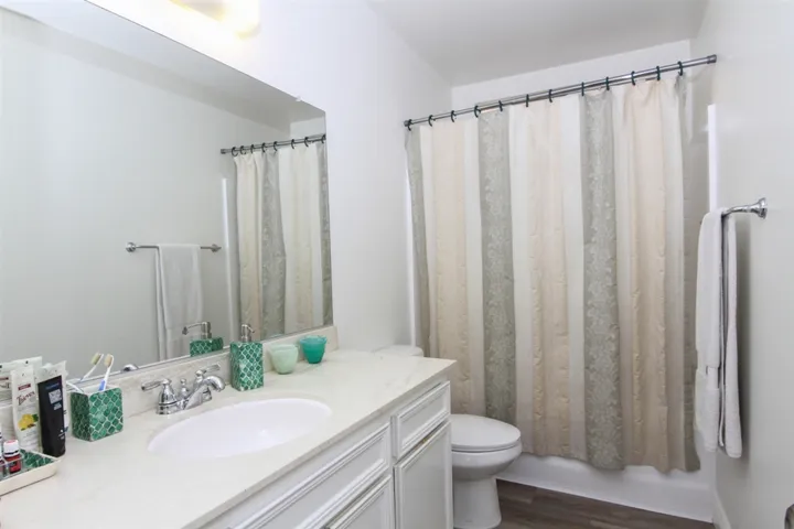 2737 Victoria Ave, Carlsbad, California 92010