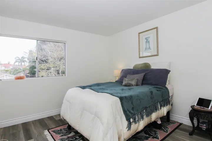 2737 Victoria Ave, Carlsbad, California 92010