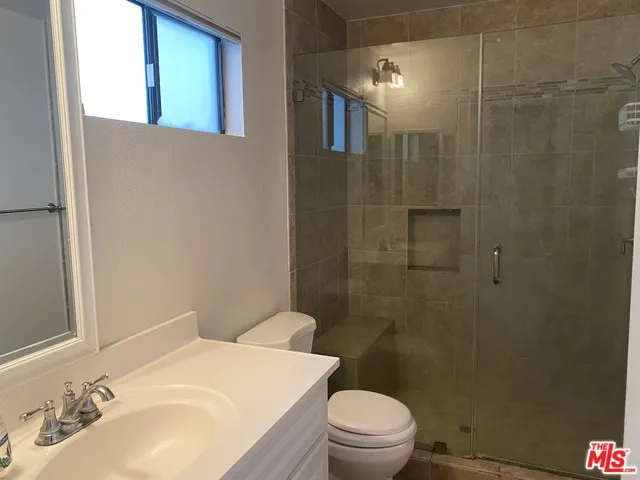 11954 Mayfield Avenue 5, Los Angeles, California 90049