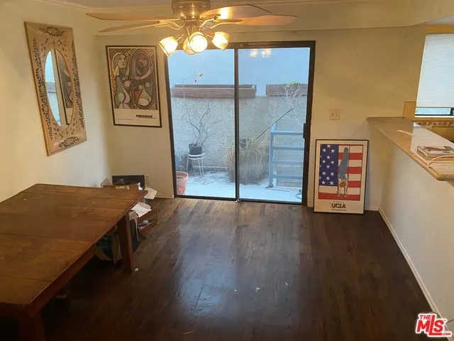 11954 Mayfield Avenue 5, Los Angeles, California 90049