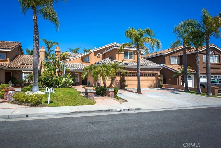 1045 S Windy Ridge Court, Anaheim Hills, California 92808