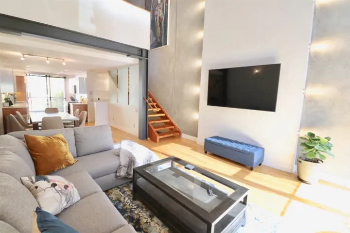 1056 F St, San Diego, California 92101