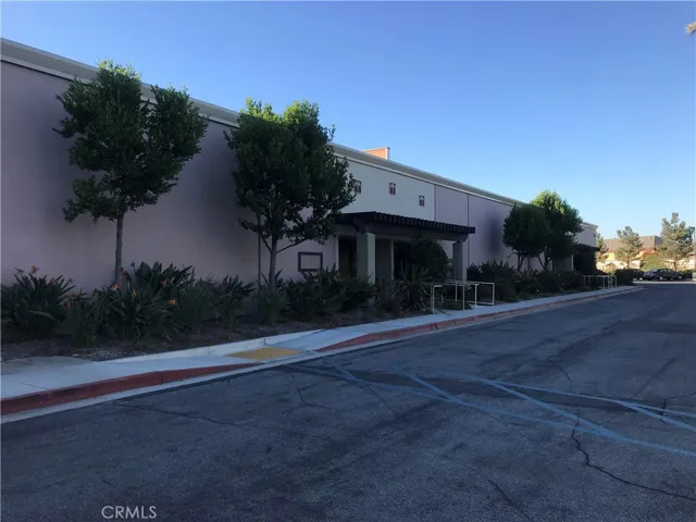 1521 E Mcfadden Avenue, Santa Ana, California 92705