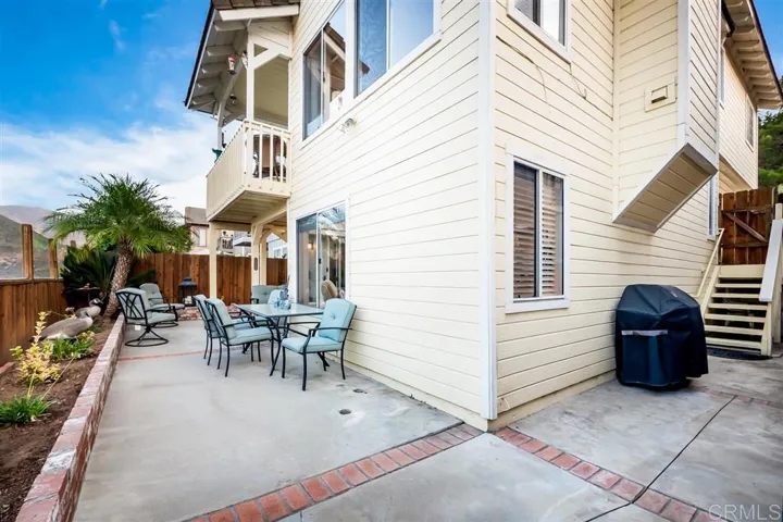 1325 Golden Harvest Lane, El Cajon, California 92019
