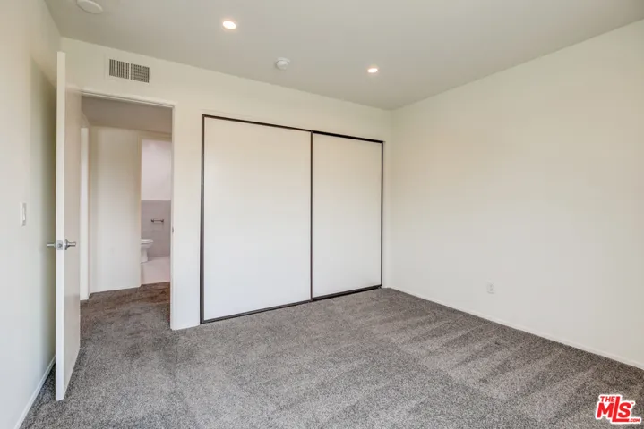 11938 Courtleigh Drive 7, Los Angeles, California 90066