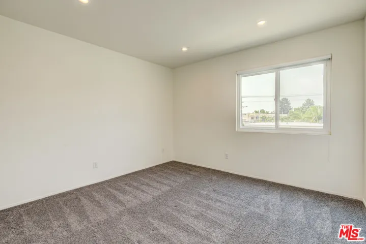 11938 Courtleigh Drive 7, Los Angeles, California 90066
