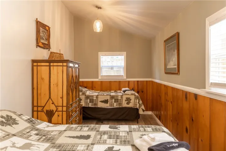 39544 N Shore Drive, Fawnskin, California 92333