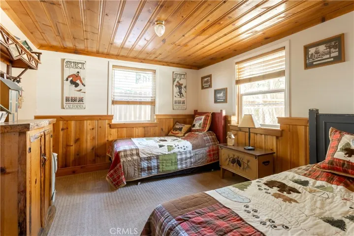 39544 N Shore Drive, Fawnskin, California 92333