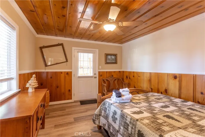 39544 N Shore Drive, Fawnskin, California 92333