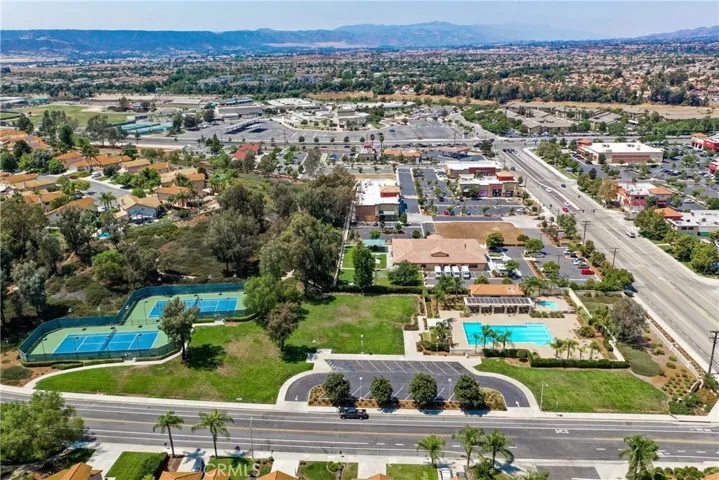 39553 Canary Circle, Temecula, California 92591