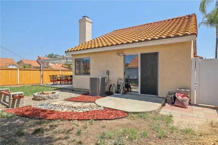 39553 Canary Circle, Temecula, California 92591
