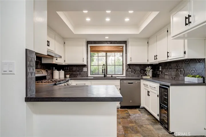 1601 Rindge Lane 1, Redondo Beach, California 90278