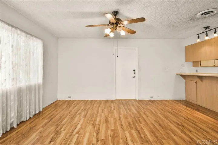 9130 Golondrina Dr, La Mesa, California 91941