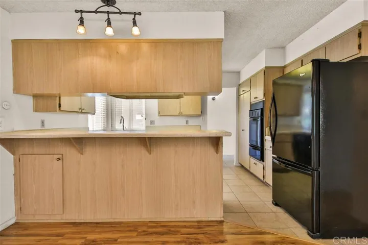 9130 Golondrina Dr, La Mesa, California 91941