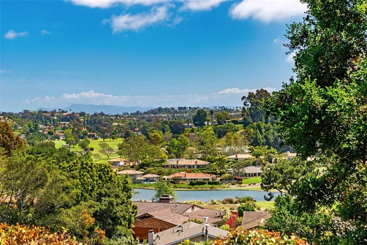 30902 Clubhouse Drive 22c, Laguna Niguel, California 92677
