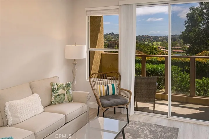 30902 Clubhouse Drive 22c, Laguna Niguel, California 92677