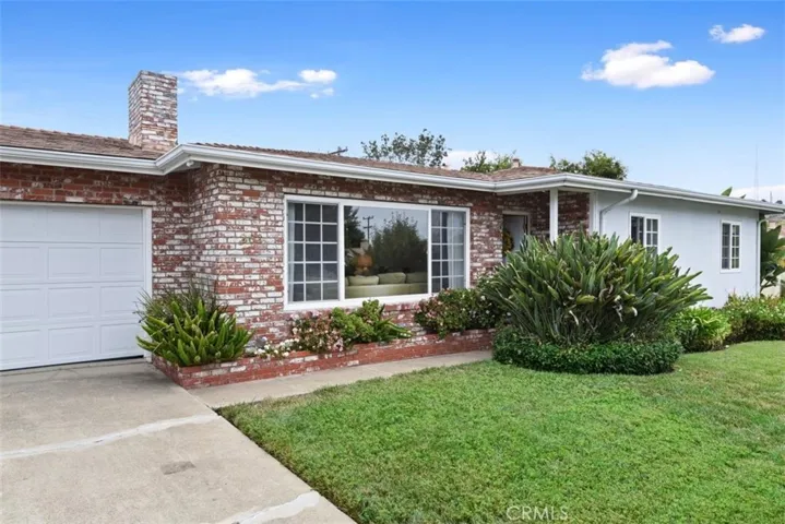 262 Highland Drive, San Luis Obispo, California 93405