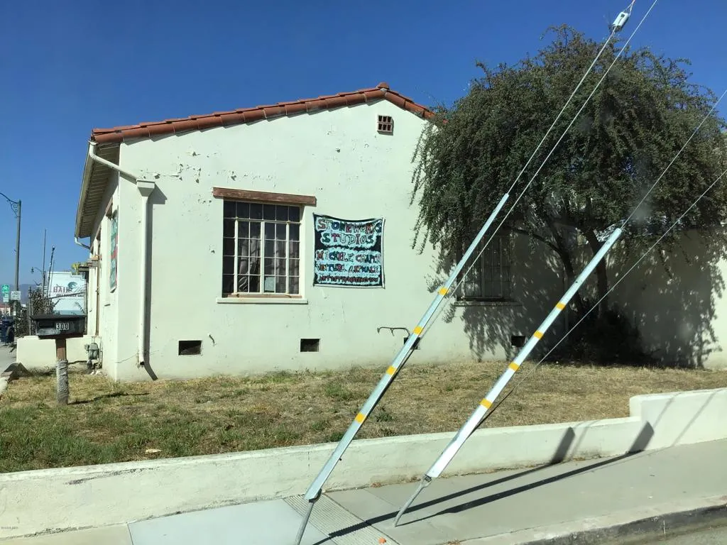 300 N Ventura Ave