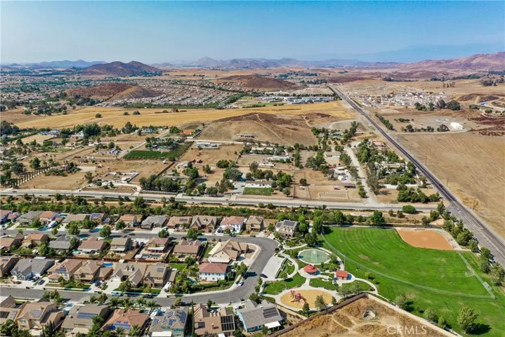 32946 Field View Road, Winchester, California 92596