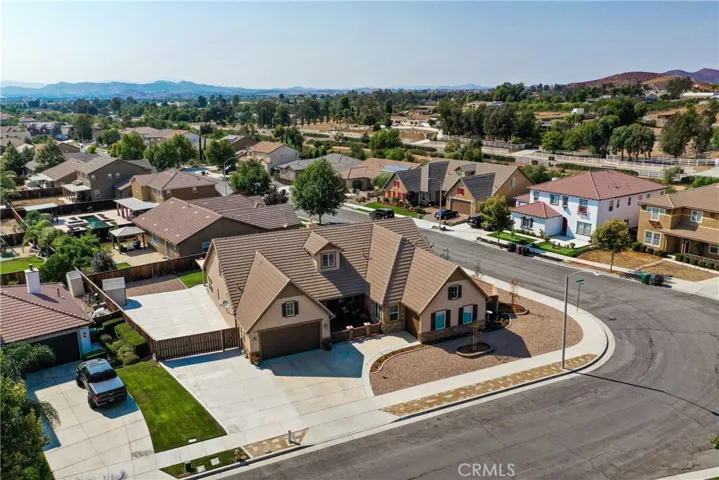 32946 Field View Road, Winchester, California 92596