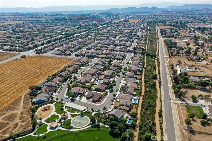 32946 Field View Road, Winchester, California 92596