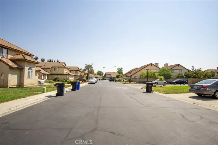 1355 Westmoreland Street, Pomona, California 91766