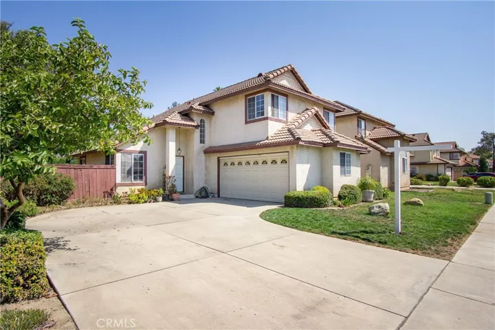1355 Westmoreland Street, Pomona, California 91766