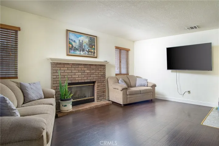 1355 Westmoreland Street, Pomona, California 91766
