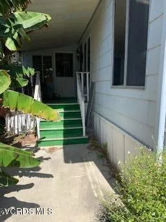 D Frnt Porch