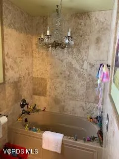 D Bath M 4