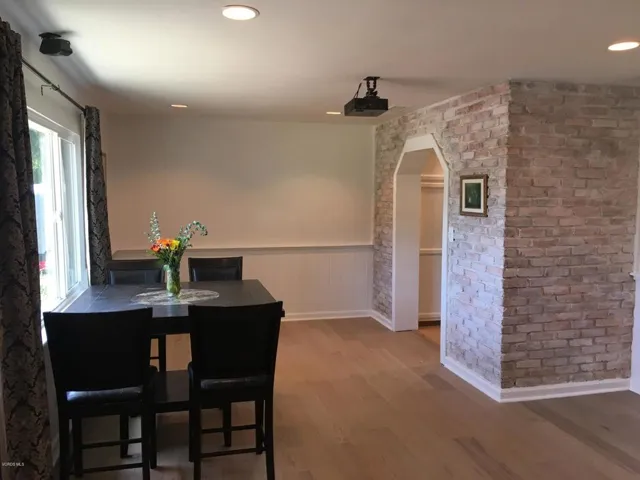 Living room 2