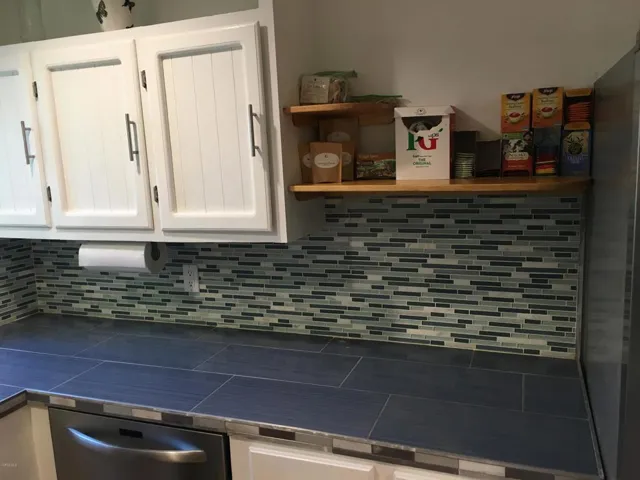 Kitchen 6