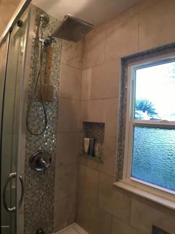 Bathroom 4