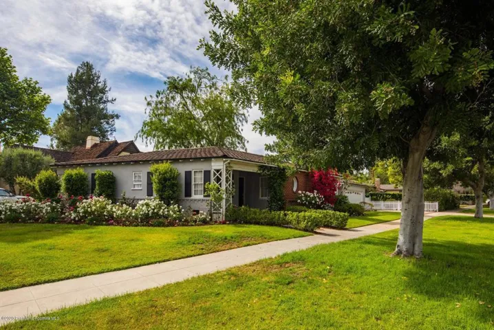 2335 Lorain Rd San Marino CA-large-001-0
